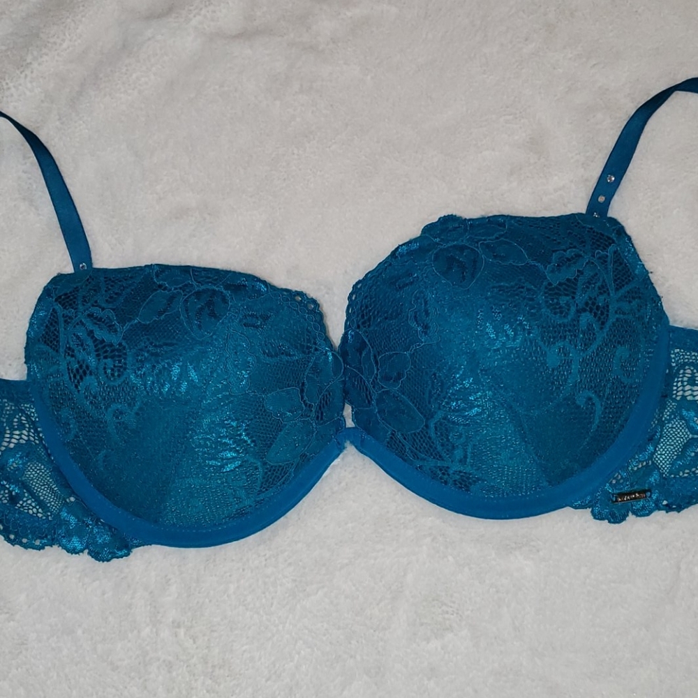 Push-up Plunge Demi Bra, 36A